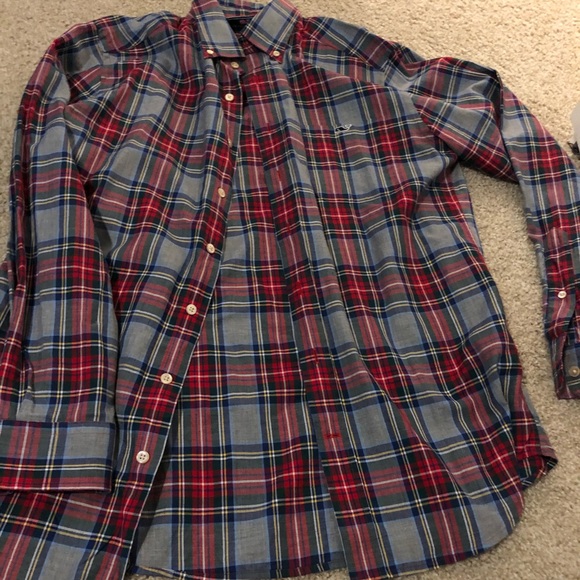 Vineyard vines button up medium trim - Picture 1 of 4